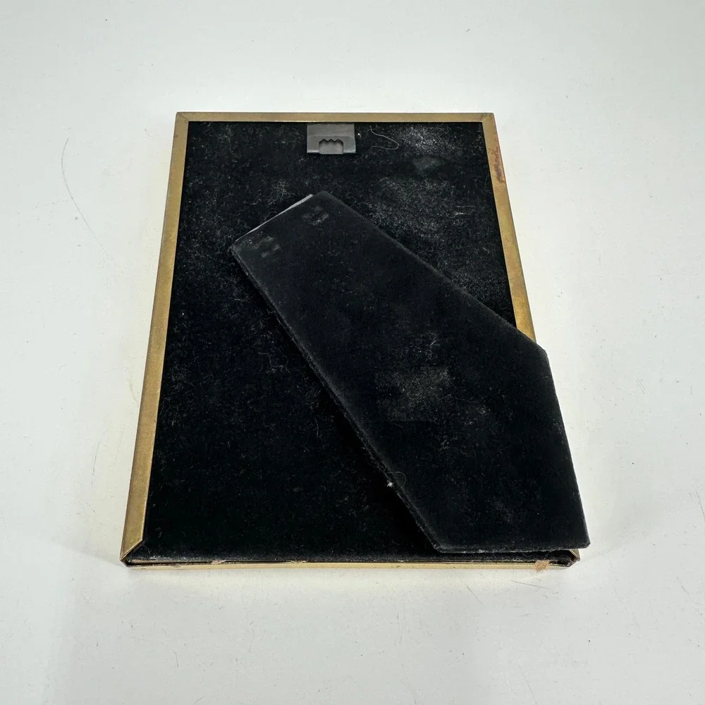 Vintage Gold Tone Metal 4x6 Picture Frame Polished Wide Border Easel Back